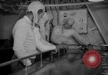 Standbild flight Deck Control Officer Pazifik, 1949, aus Sekunde 55 historischem Filmmaterial Videoclip 65675048882
