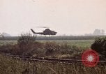 Image AH-1G Helicopter Allemagne, 1977, de la seconde 16 séquences d'archives historiques vidéo 65675048889