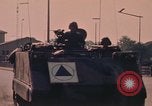 Image véhicule blindé M-113 Allemagne, 1977, de la seconde 5 séquences d'archives historiques vidéo 65675048894