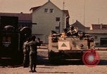 Image véhicule blindé M-113 Allemagne, 1977, de la seconde 15 séquences d'archives historiques vidéo 65675048895