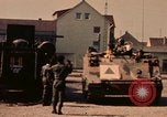 Image véhicule blindé M-113 Allemagne, 1977, de la seconde 16 séquences d'archives historiques vidéo 65675048895