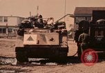 Image véhicule blindé M-113 Allemagne, 1977, de la seconde 40 séquences d'archives historiques vidéo 65675048895