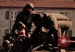 Image véhicule blindé M-113 Allemagne, 1977, de la seconde 59 séquences d'archives historiques vidéo 65675048895