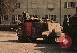 Standbild M-113 Schützenpanzer Deutschland, 1977, aus Sekunde 22 historischem Filmmaterial Videoclip 65675048896