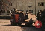 Standbild M-113 Schützenpanzer Deutschland, 1977, aus Sekunde 30 historischem Filmmaterial Videoclip 65675048896