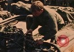 Standbild M-113 Schützenpanzer Deutschland, 1977, aus Sekunde 34 historischem Filmmaterial Videoclip 65675048896