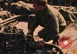 Standbild M-113 Schützenpanzer Deutschland, 1977, aus Sekunde 35 historischem Filmmaterial Videoclip 65675048896