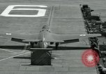 Standbild United States Flugzeugträger Antietam (CVA-36) Atlantik, 1953, aus Sekunde 38 historischem Filmmaterial Videoclip 65675048897