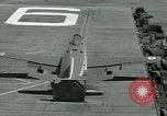 Standbild United States Flugzeugträger Antietam (CVA-36) Atlantik, 1953, aus Sekunde 61 historischem Filmmaterial Videoclip 65675048897