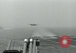 Standbild British Royal Navy Supermarine Angreifer F1 Flugzeuge Atlantik, 1953, aus Sekunde 4 historischem Filmmaterial Videoclip 65675048899
