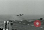 Standbild British Royal Navy Supermarine Angreifer F1 Flugzeuge Atlantik, 1953, aus Sekunde 26 historischem Filmmaterial Videoclip 65675048899