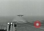 Standbild British Royal Navy Supermarine Angreifer F1 Flugzeuge Atlantik, 1953, aus Sekunde 45 historischem Filmmaterial Videoclip 65675048899