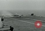Standbild British Royal Navy Supermarine Angreifer F1 Flugzeuge Atlantik, 1953, aus Sekunde 56 historischem Filmmaterial Videoclip 65675048899