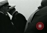 Standbild British Royal Navy de Havilland Vampire Jet macht die Landung auf der USS Antietam verhaftet Atlantik, 1953, aus Sekunde 51 historischem Filmmaterial Videoclip 65675048903