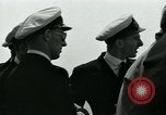 Standbild British Royal Navy de Havilland Vampire Jet macht die Landung auf der USS Antietam verhaftet Atlantik, 1953, aus Sekunde 60 historischem Filmmaterial Videoclip 65675048903