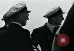 Standbild British Royal Navy de Havilland Vampire Jet macht die Landung auf der USS Antietam verhaftet Atlantik, 1953, aus Sekunde 61 historischem Filmmaterial Videoclip 65675048903