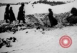 Standbild Graben gemeinsamen Grab Russland, 1915, aus Sekunde 44 historischem Filmmaterial Videoclip 65675048905