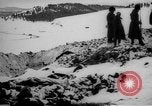Standbild Graben gemeinsamen Grab Russland, 1915, aus Sekunde 59 historischem Filmmaterial Videoclip 65675048905