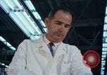 Immagine di Food and Drugs Administration Lab Washington DC USA, 1965, secondo 54 filmato di repertorio 65675048917