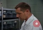 Standbild Affen Washington DC USA, 1965, aus Sekunde 32 historischem Filmmaterial Videoclip 65675048921