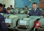 Image États-Unis aviateurs United States USA, 1961, de la seconde 7 séquences d'archives historiques vidéo 65675048940