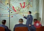Standbild der US Air Force Offiziere United States USA, 1961, aus Sekunde 6 historischem Filmmaterial Videoclip 65675048942