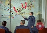 Standbild der US Air Force Offiziere United States USA, 1961, aus Sekunde 18 historischem Filmmaterial Videoclip 65675048942