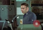 Standbild USA Fliegers United States USA, 1961, aus Sekunde 17 historischem Filmmaterial Videoclip 65675048943