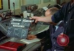 Standbild rote Telefone am Strategic Air Command United States USA, 1961, aus Sekunde 1 historischem Filmmaterial Videoclip 65675048945