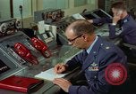 Standbild rote Telefone am Strategic Air Command United States USA, 1961, aus Sekunde 22 historischem Filmmaterial Videoclip 65675048945