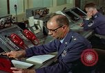Standbild rote Telefone am Strategic Air Command United States USA, 1961, aus Sekunde 27 historischem Filmmaterial Videoclip 65675048945