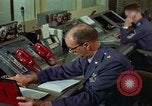 Standbild rote Telefone am Strategic Air Command United States USA, 1961, aus Sekunde 30 historischem Filmmaterial Videoclip 65675048945