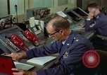 Standbild rote Telefone am Strategic Air Command United States USA, 1961, aus Sekunde 31 historischem Filmmaterial Videoclip 65675048945