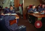 Standbild der US Air Force Offiziere United States USA, 1961, aus Sekunde 7 historischem Filmmaterial Videoclip 65675048946