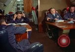 Standbild der US Air Force Offiziere United States USA, 1961, aus Sekunde 17 historischem Filmmaterial Videoclip 65675048946