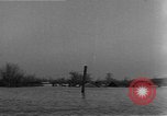 Standbild Cincinnati in Ohio Fluss Flut von 1937 Cincinnati Ohio USA, 1937, aus Sekunde 25 historischem Filmmaterial Videoclip 65675048959