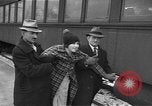 Standbild Cincinnati in Ohio Fluss Flut von 1937 Cincinnati Ohio USA, 1937, aus Sekunde 42 historischem Filmmaterial Videoclip 65675048959