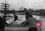 Standbild Cincinnati in Ohio Fluss Flut von 1937 Cincinnati Ohio USA, 1937, aus Sekunde 47 historischem Filmmaterial Videoclip 65675048959