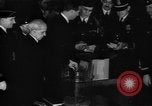Image Franklin D Roosevelt militaire croissante des Américains Washington DC USA, 1940, de la seconde 7 séquences d'archives historiques vidéo 65675048963
