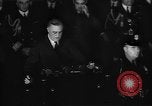 Image Franklin D Roosevelt militaire croissante des Américains Washington DC USA, 1940, de la seconde 57 séquences d'archives historiques vidéo 65675048963