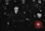 Image Franklin D Roosevelt militaire croissante des Américains Washington DC USA, 1940, de la seconde 61 séquences d'archives historiques vidéo 65675048963
