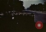 Standbild Gruppe Paraden Paris Frankreich, 1945, aus Sekunde 25 historischem Filmmaterial Videoclip 65675048974