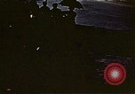 Standbild Gruppe Paraden Paris Frankreich, 1945, aus Sekunde 29 historischem Filmmaterial Videoclip 65675048974