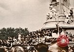Standbild British flag London England Vereinigtes Königreich, 1945, aus Sekunde 10 historischem Filmmaterial Videoclip 65675048980