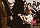 Standbild British flag London England Vereinigtes Königreich, 1945, aus Sekunde 25 historischem Filmmaterial Videoclip 65675048980