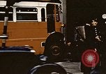 Standbild Double Decker bus London England Vereinigtes Königreich, 1945, aus Sekunde 12 historischem Filmmaterial Videoclip 65675048982