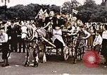 Standbild Engländer London England Vereinigtes Königreich, 1945, aus Sekunde 55 historischem Filmmaterial Videoclip 65675048988