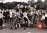 Standbild Engländer London England Vereinigtes Königreich, 1945, aus Sekunde 56 historischem Filmmaterial Videoclip 65675048988