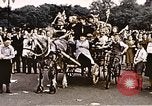Standbild Engländer London England Vereinigtes Königreich, 1945, aus Sekunde 57 historischem Filmmaterial Videoclip 65675048988