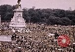 Image of Victoria Memorial London England United Kingdom, 1945, second 9 stock footage video 65675048992